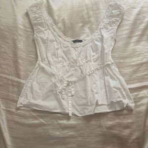 Brandy Melville White Lace Cap Sleeve Blouse